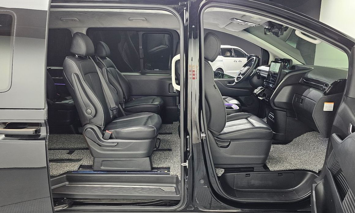 Hyundai Staria 2025
