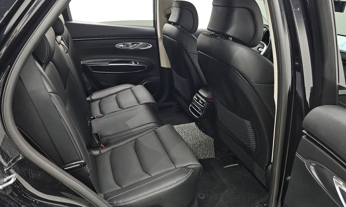 Genesis GV70 2023