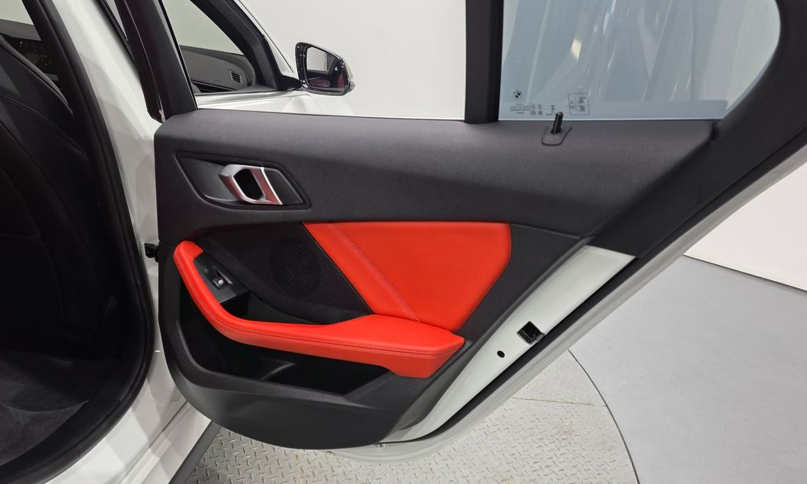 BMW 1-Series 2023