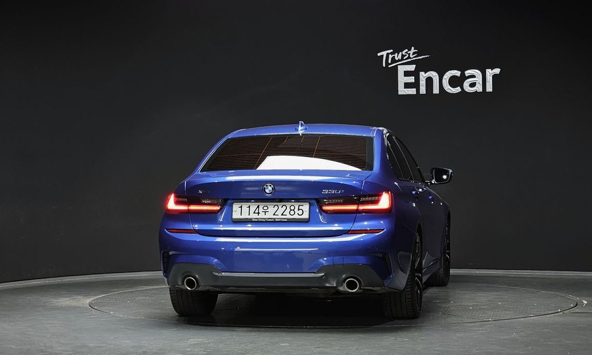 BMW 3-Series 2019