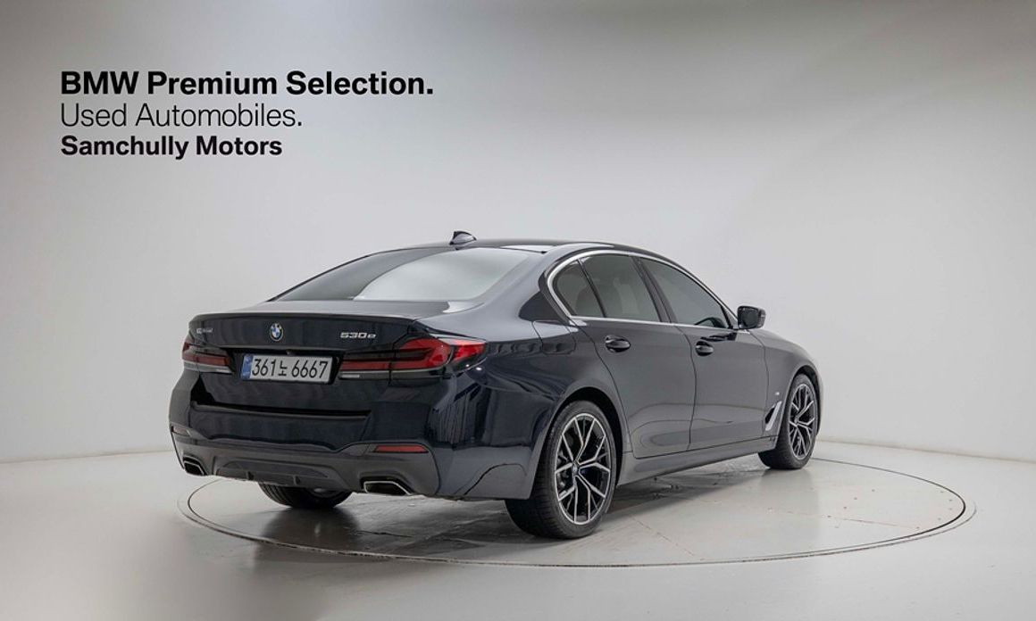 BMW 5-Series 2021