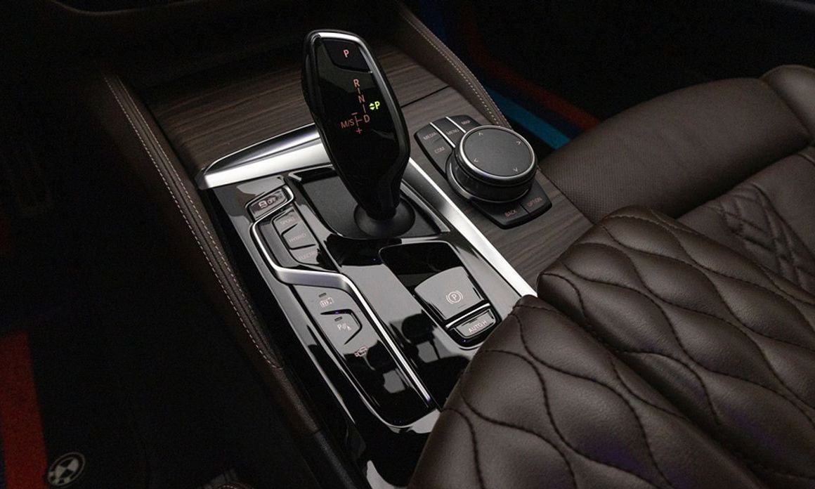 BMW 5-Series 2021