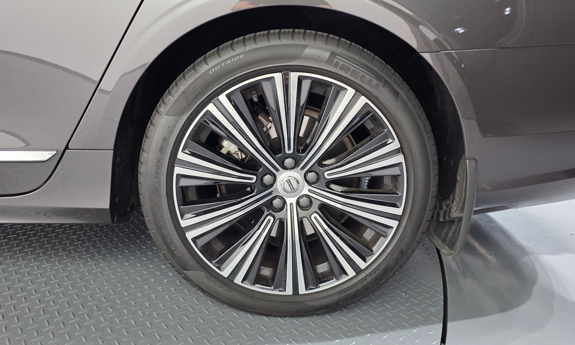 Volvo S90 2022