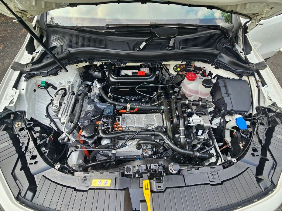 Mercedes-Benz EQA 2024