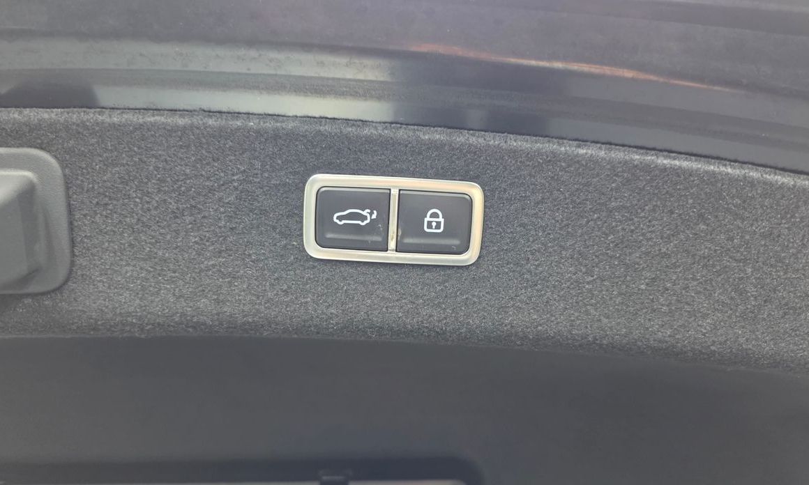 Genesis G80 2023