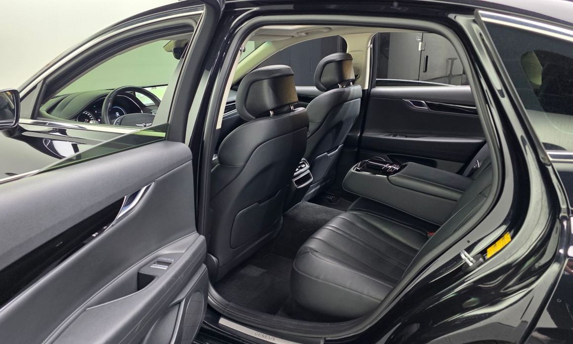 Genesis G80 2023