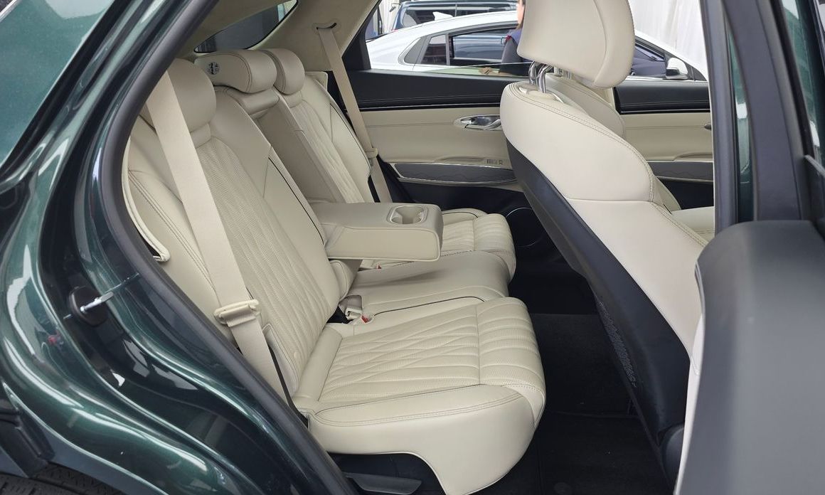 Genesis GV70 2023