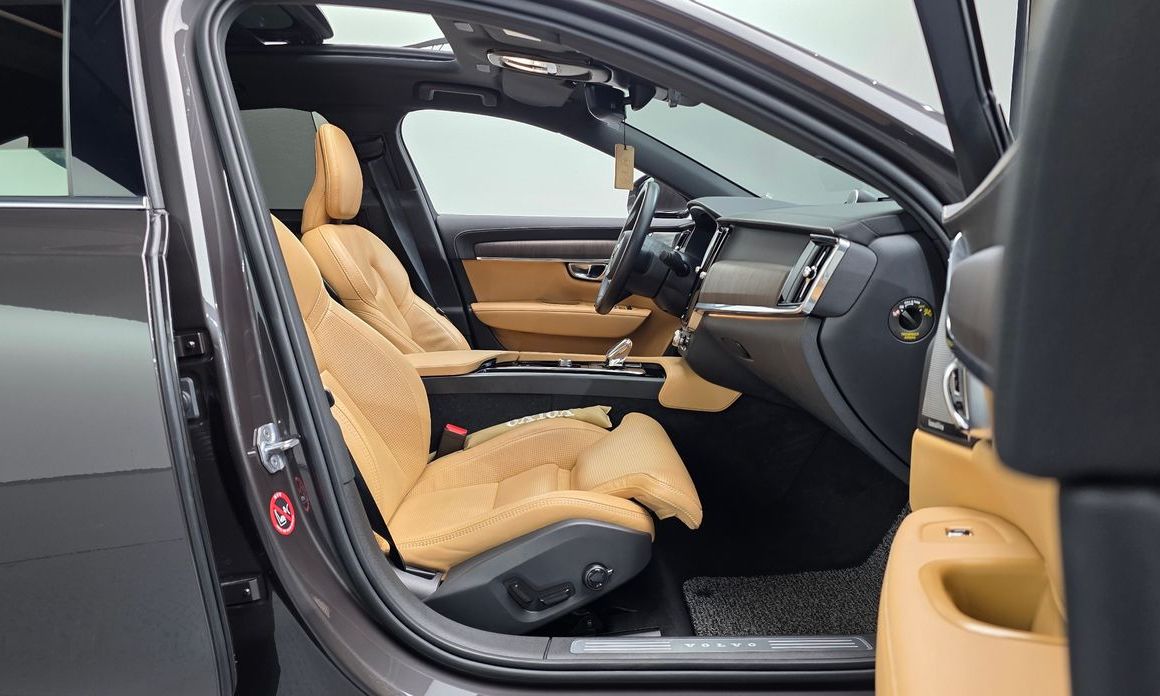 Volvo S90 2022