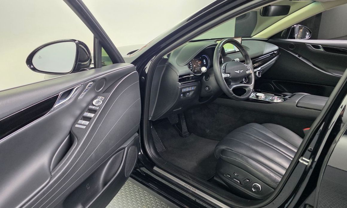 Genesis G80 2023