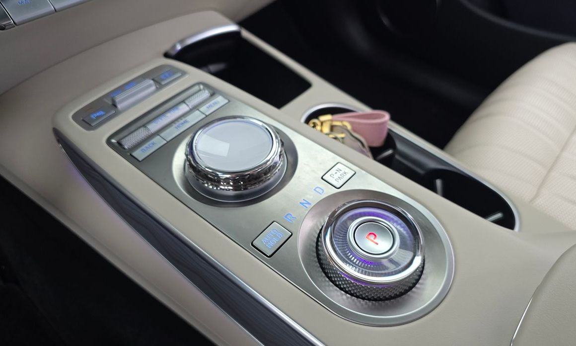 Genesis GV70 2023
