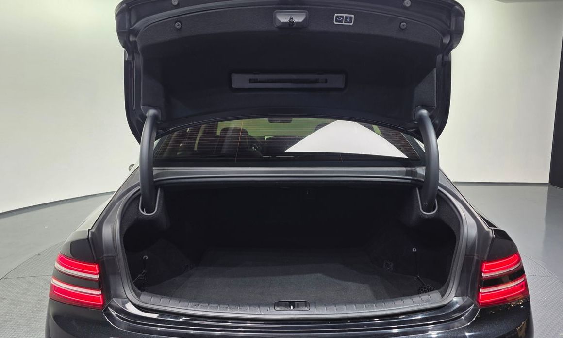 Genesis G80 2023