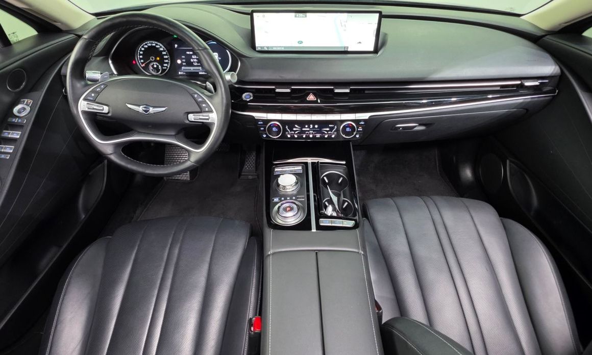 Genesis G80 2023