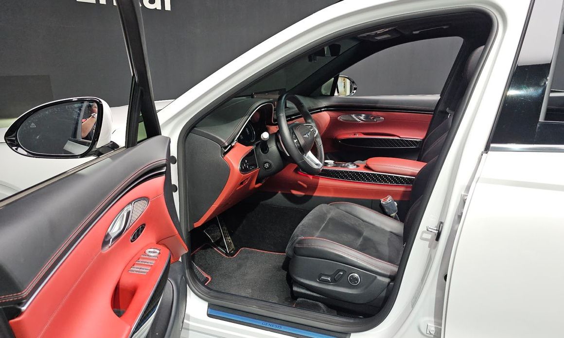 Genesis GV70 2024