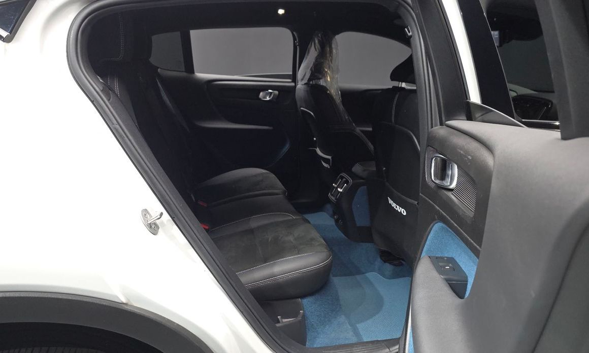 Volvo C40 2023
