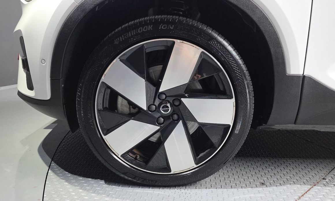 Volvo C40 2023