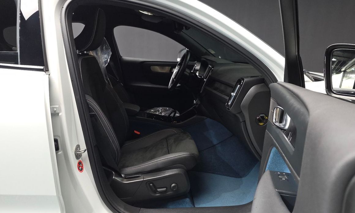 Volvo C40 2023