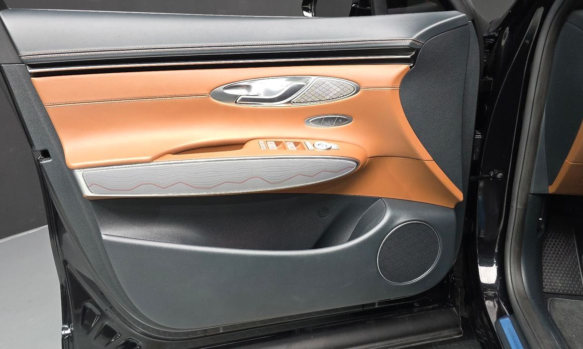 Genesis GV70 2024