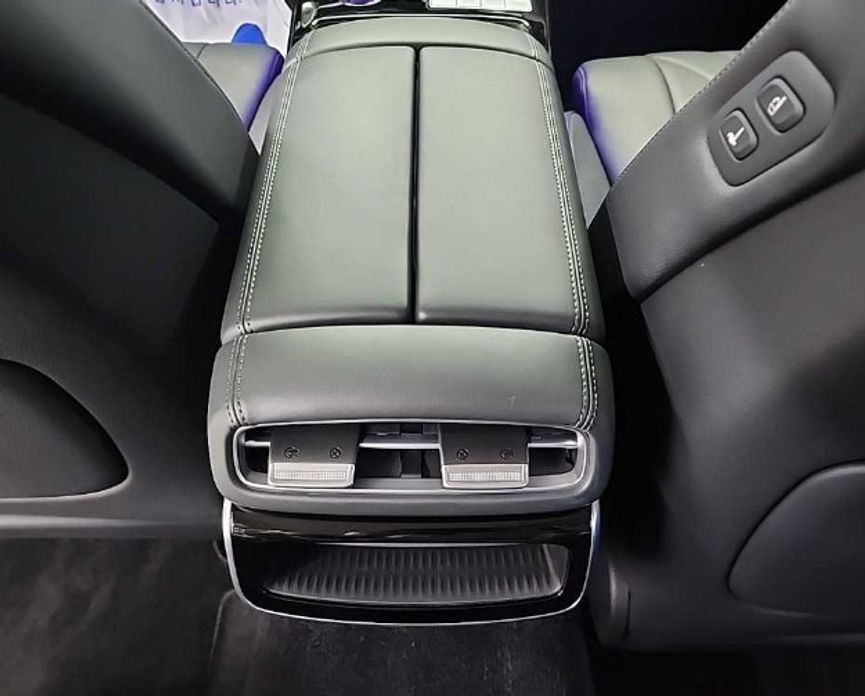 Genesis G80 2025