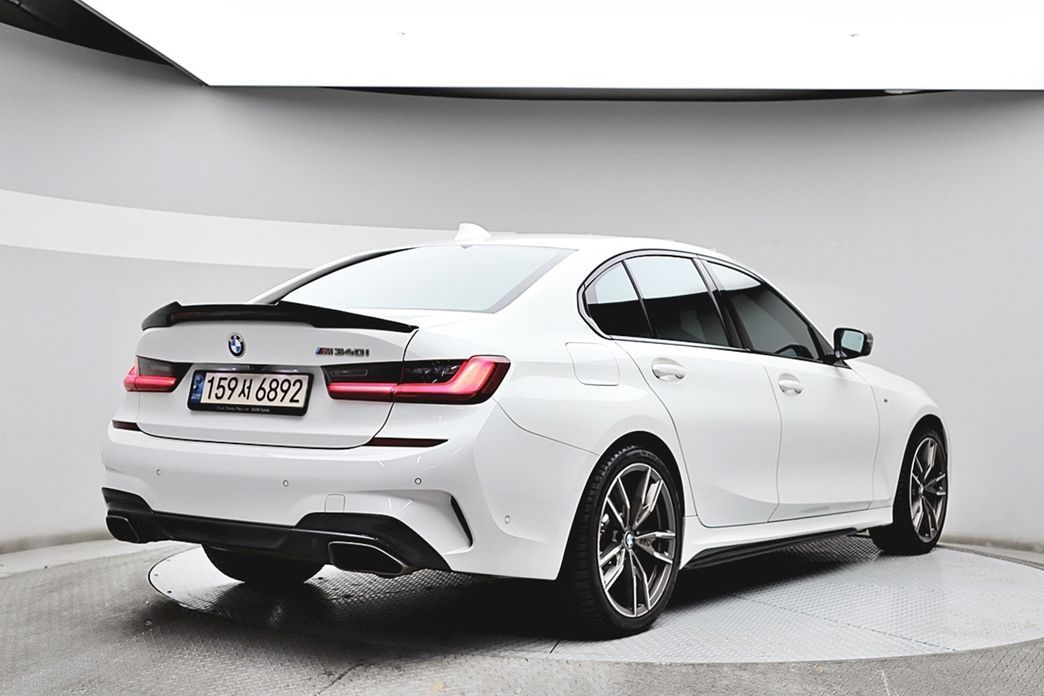 BMW 3-Series 2022