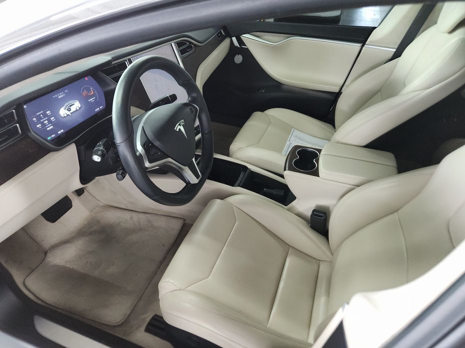 Tesla Model S 2017