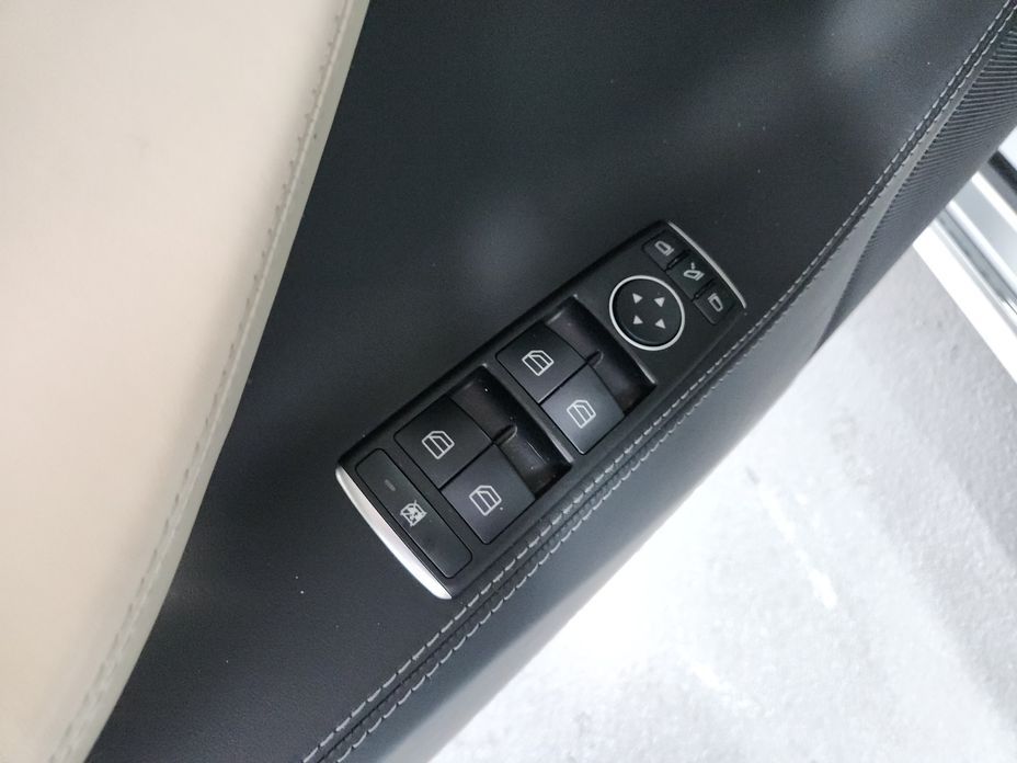 Tesla Model S 2017