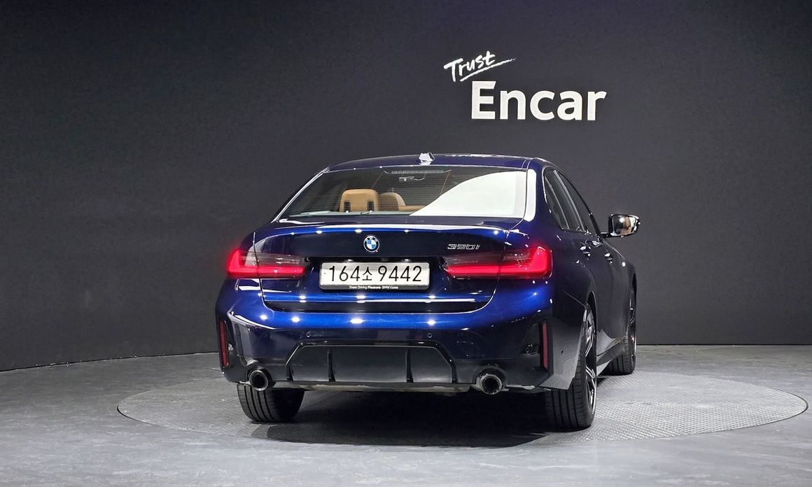 BMW 3-Series 2025