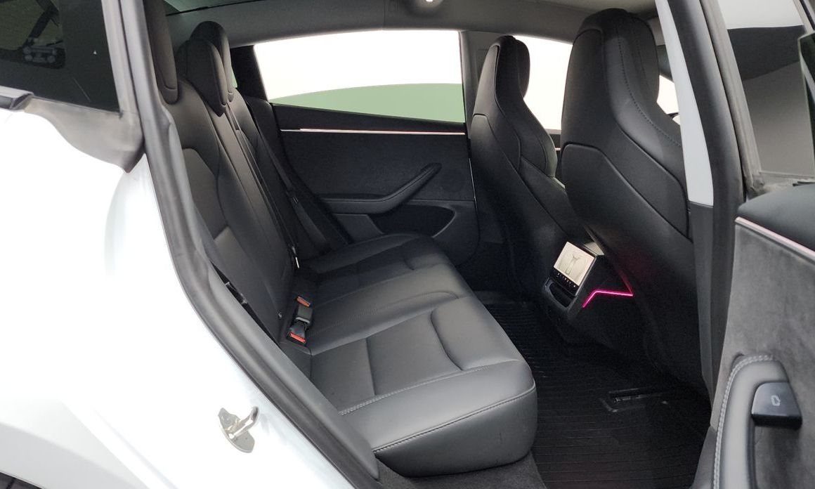 Tesla Model 3 2024