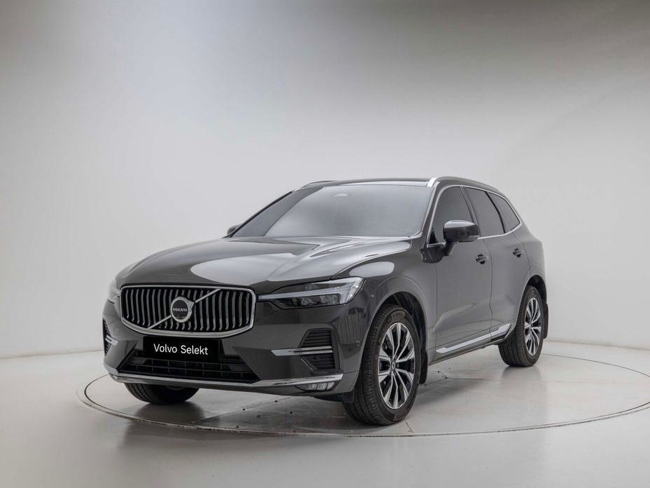 Volvo XC60 2025