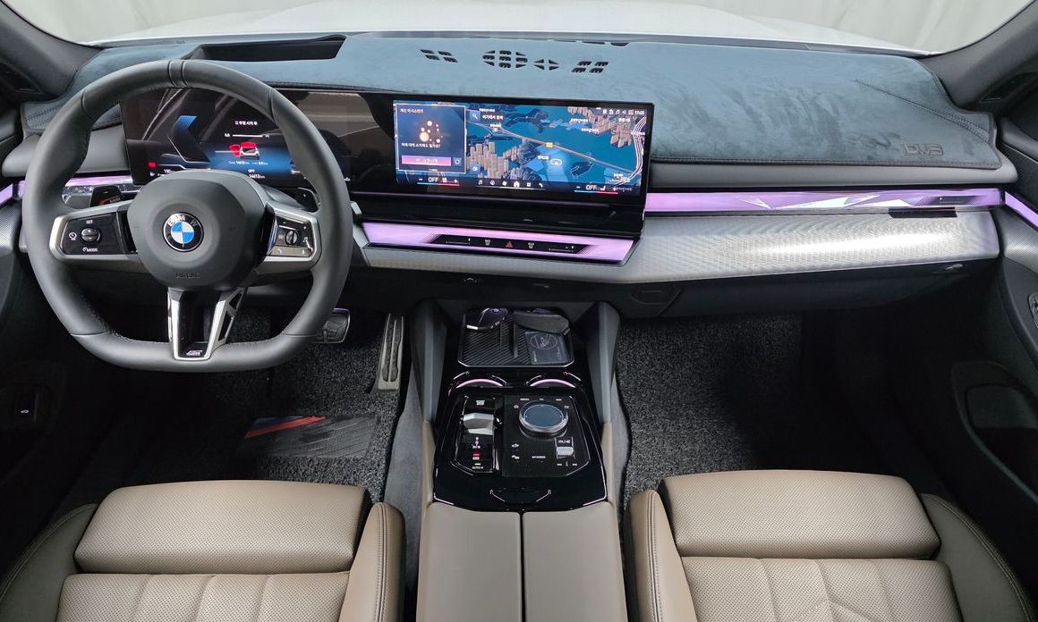 BMW 5-Series 2025