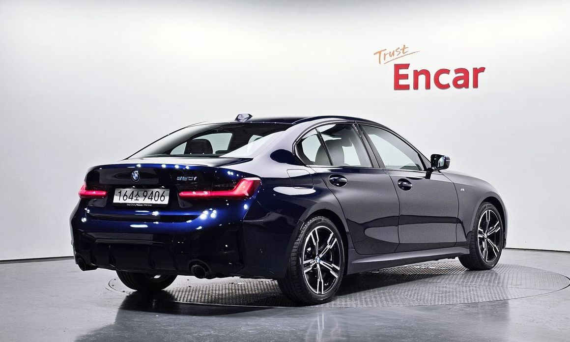 BMW 3-Series 2025