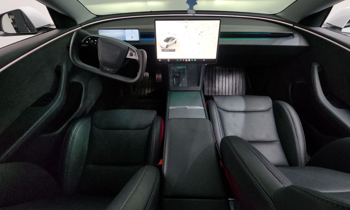 Tesla Model 3 2024