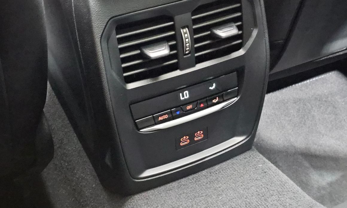 BMW 3-Series 2025