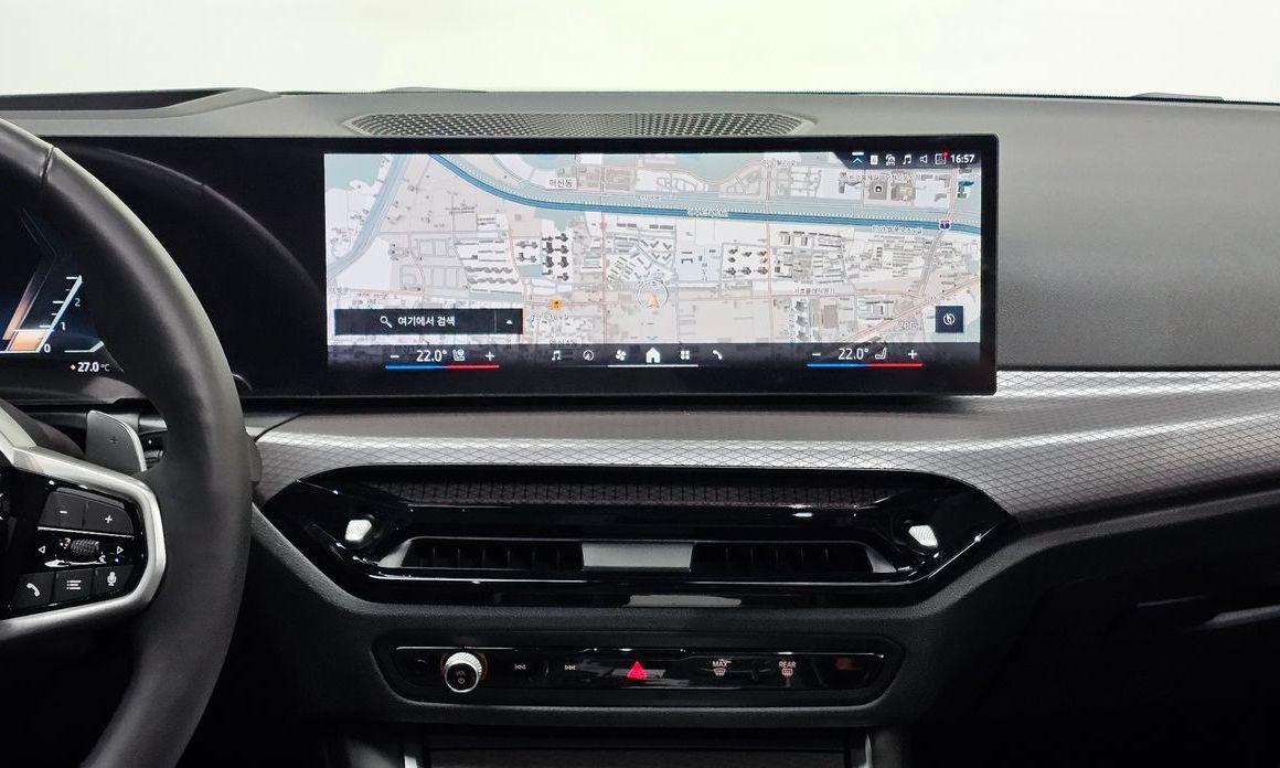 BMW 3-Series 2025