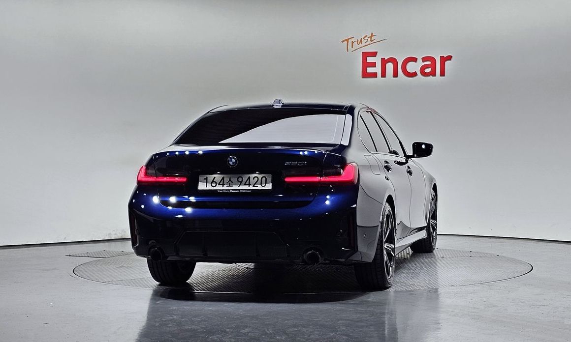 BMW 3-Series 2025