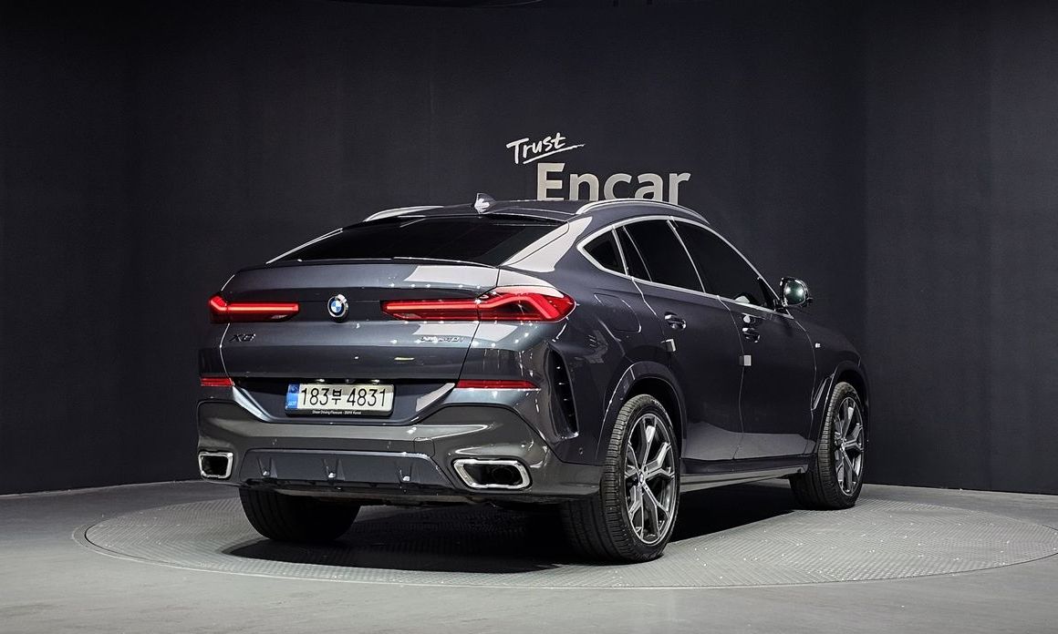 BMW X6 2021