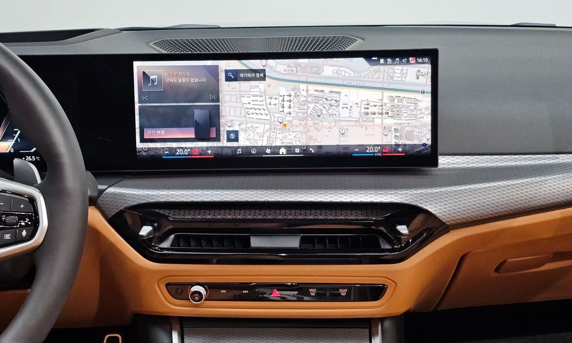 BMW 3-Series 2025