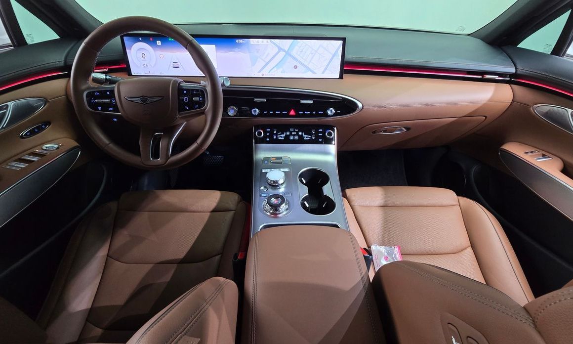 Genesis GV70 2025