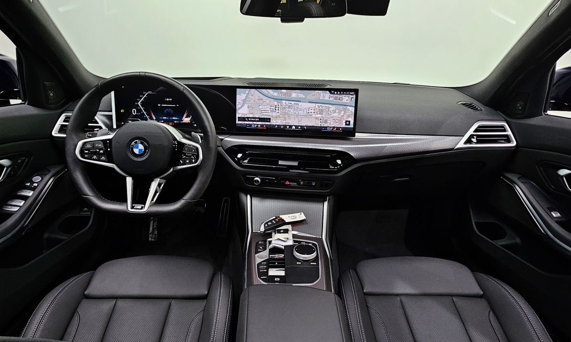 BMW 3-Series 2025