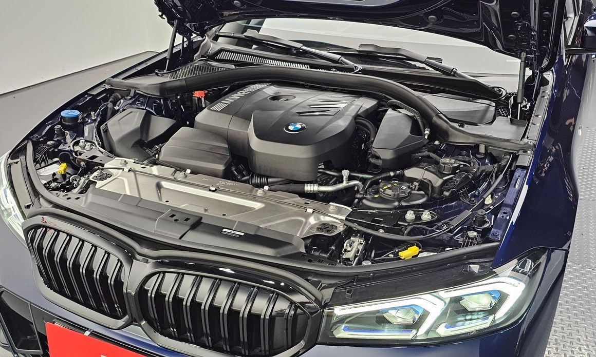 BMW 3-Series 2025