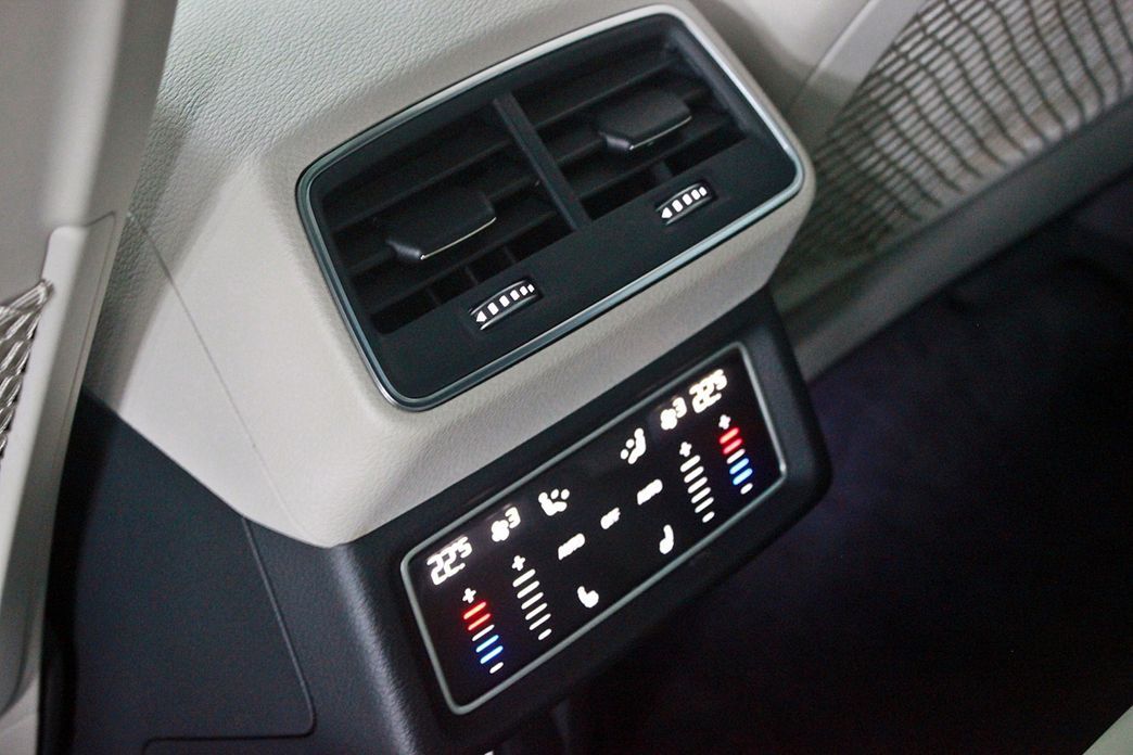 Audi e-tron 2023