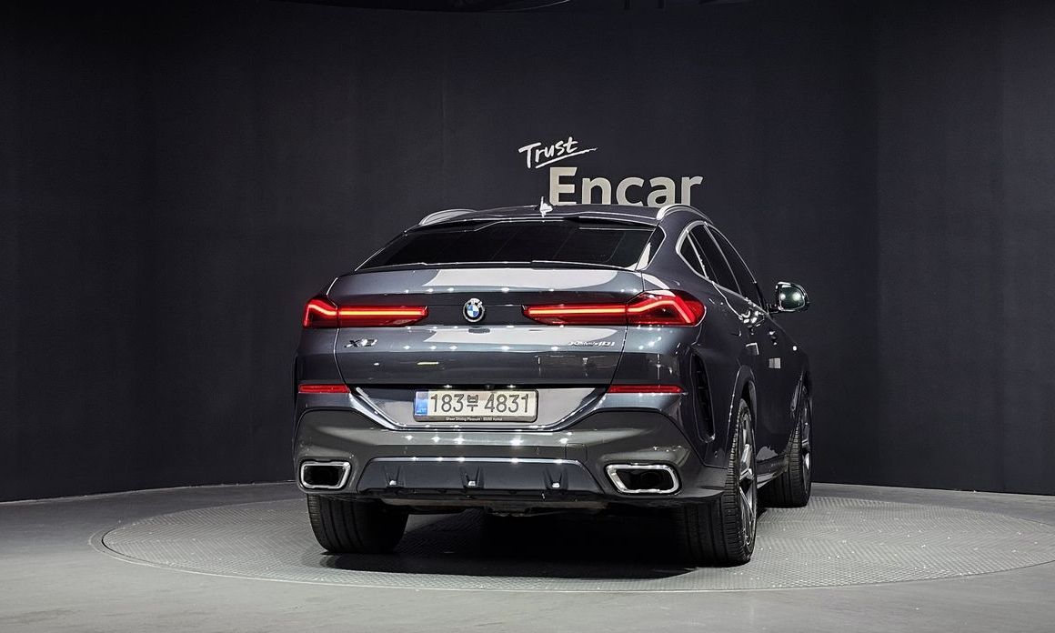 BMW X6 2021