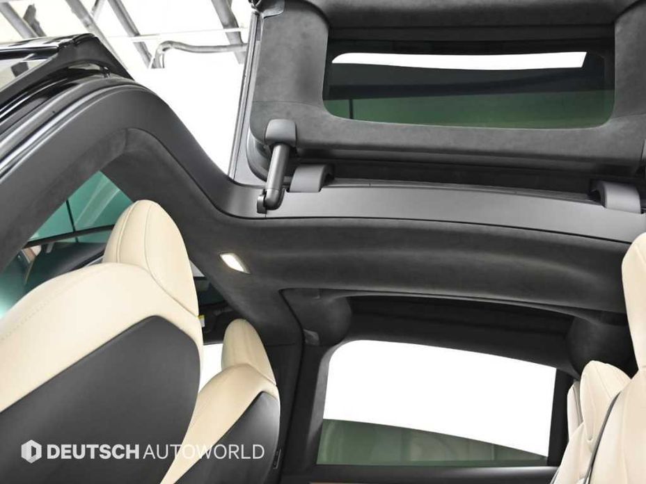 Tesla Model X 2020