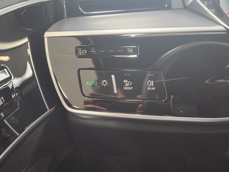 Audi A8 2023