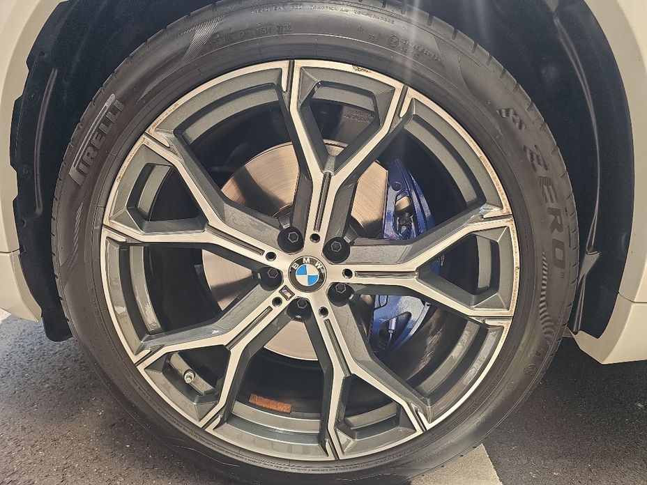 BMW X5 2021