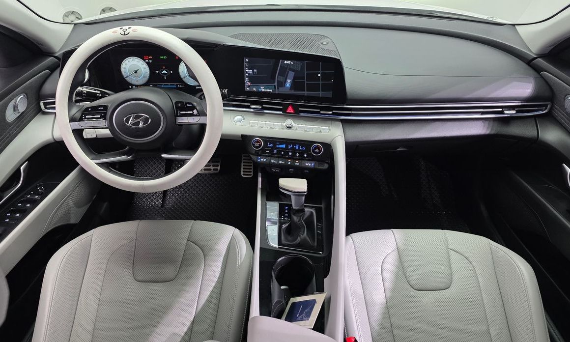 Hyundai AVANTE 2021