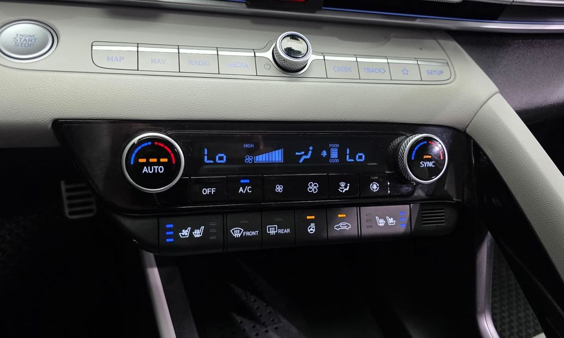 Hyundai AVANTE 2021