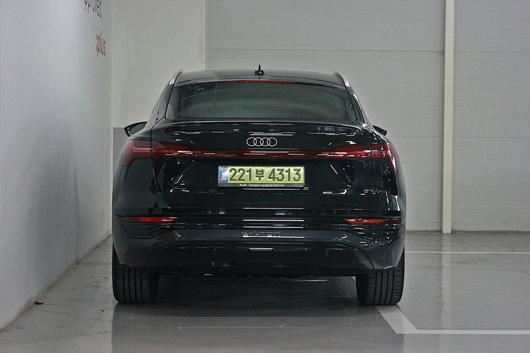 Audi Q8 e-tron 2024