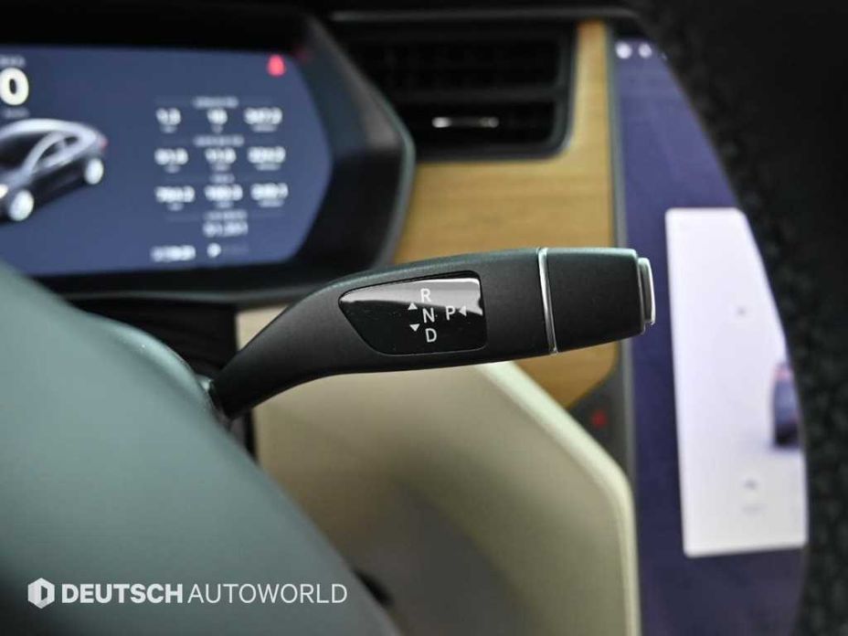 Tesla Model X 2020