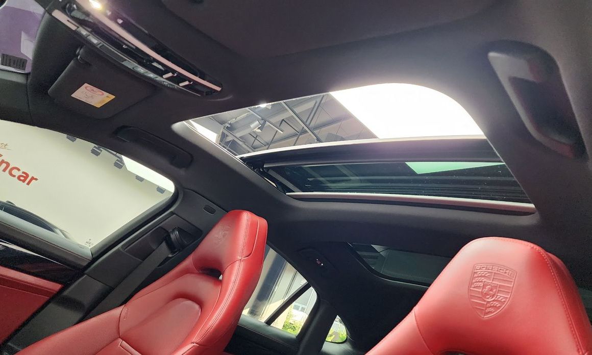 Porsche Panamera 2021