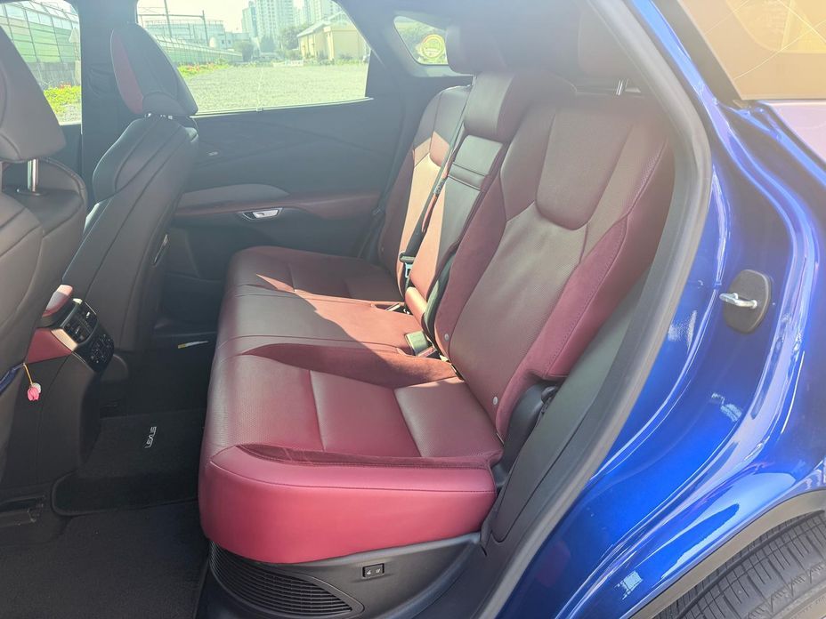 Lexus RX 2023